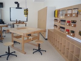 Комплект оборудования для мастерской строительного профиля на 8 учеников